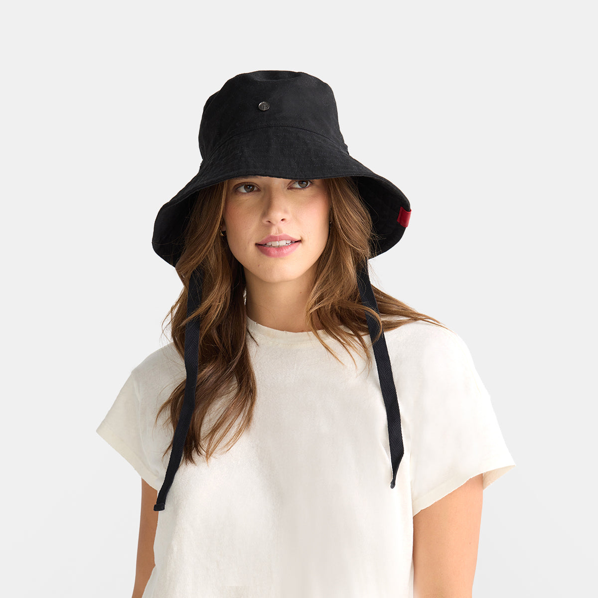 Bucket-Hat-Black-Gunmetal-Model-draw-strings-down-view