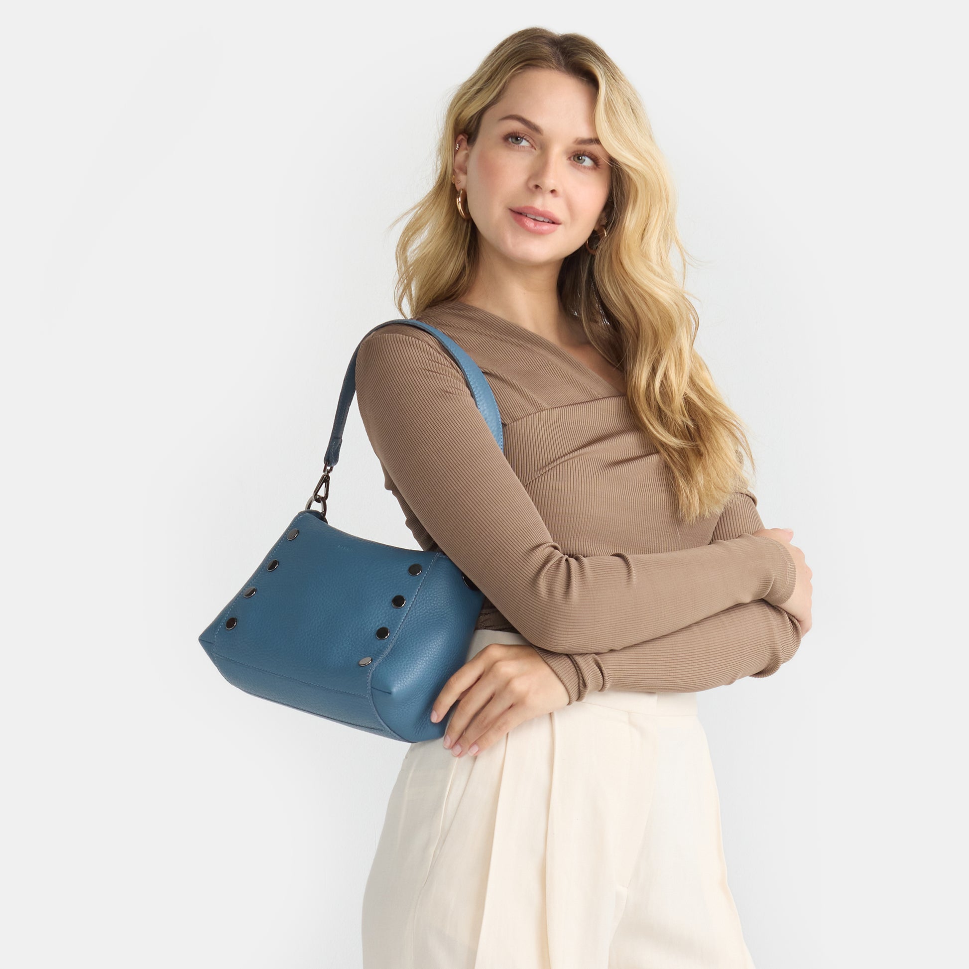 Bryant-Med-Curated-Blue-Model-Shoulder-Bag-View