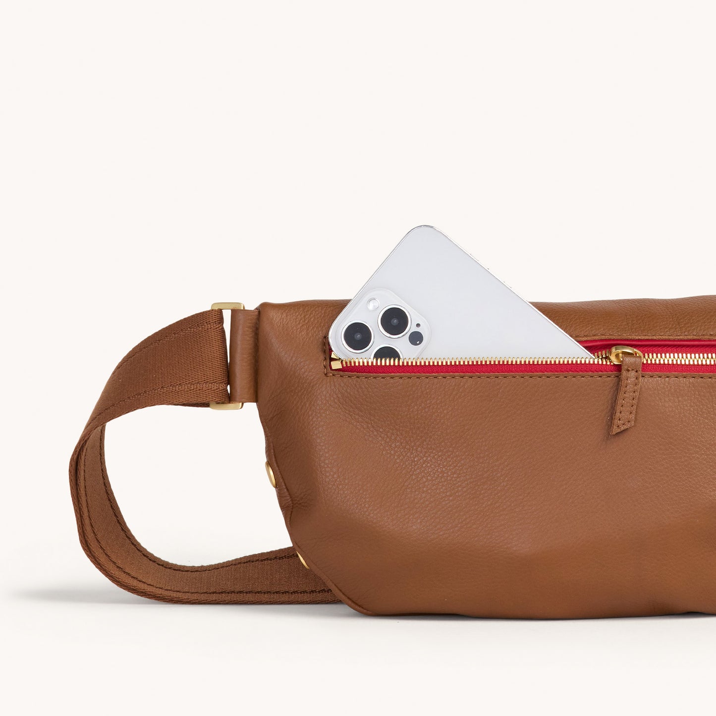 Charles Crossbody | Mahogany Pebble/Brushed Gold Red Zip | Lrg