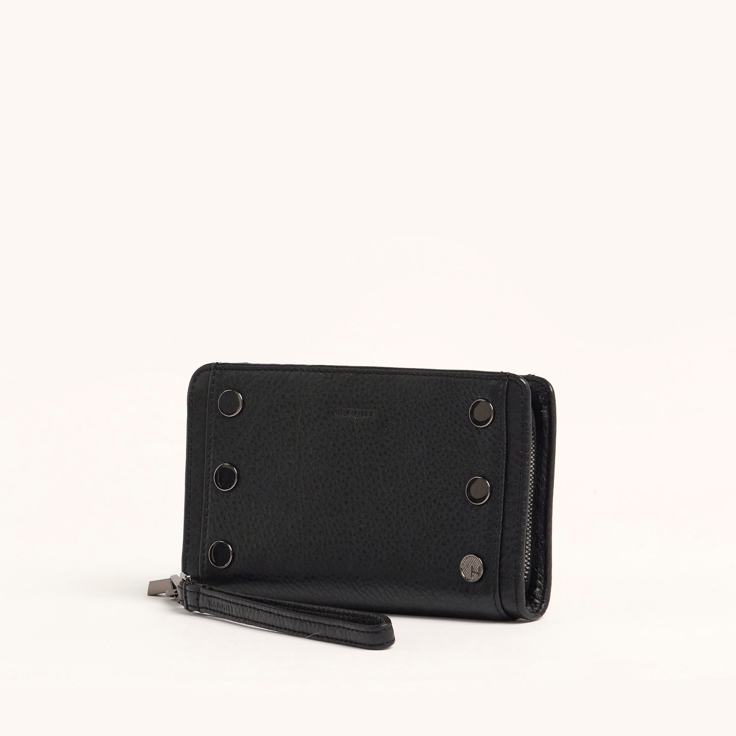 Bryant-Wallet-Black-GM-Front-View-2