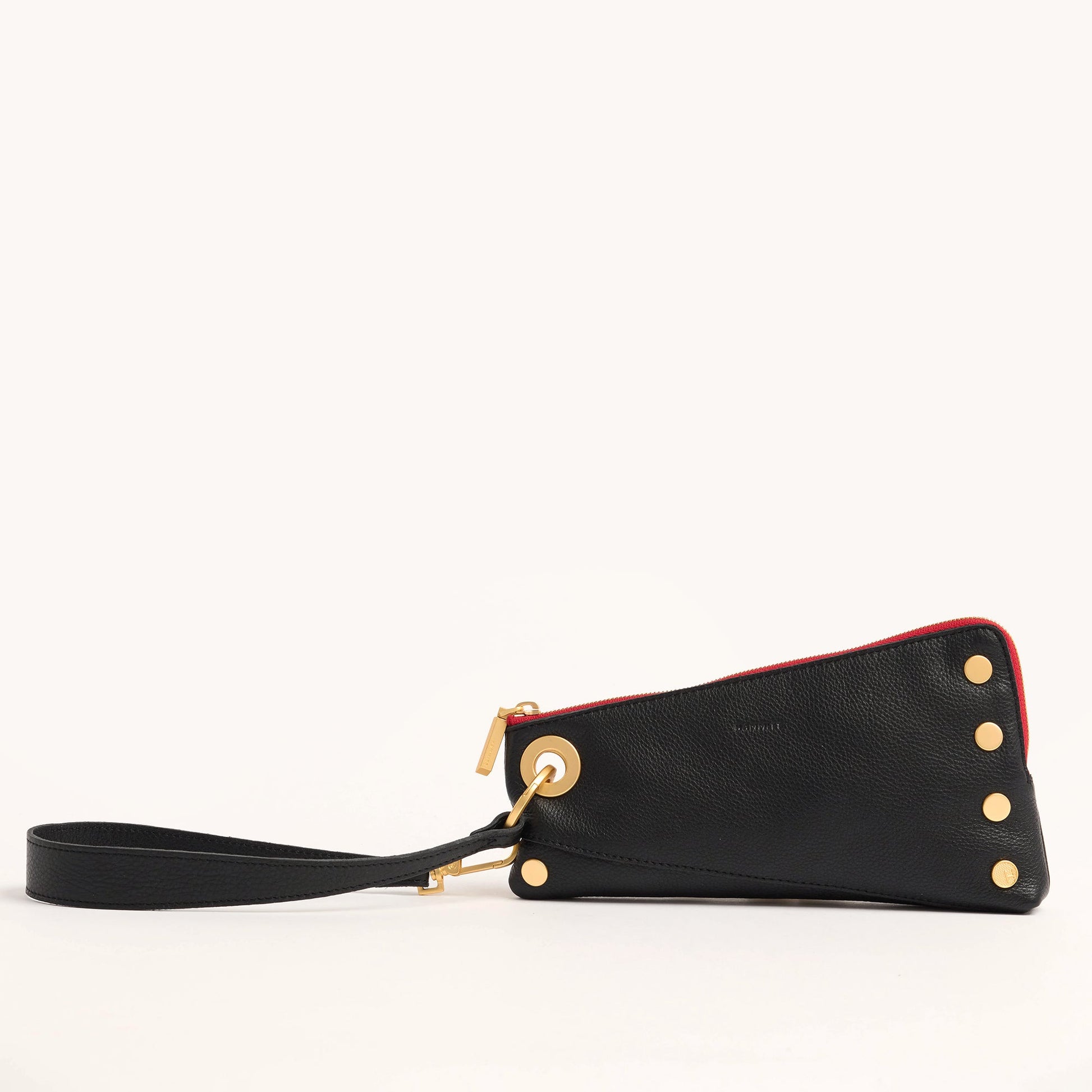 Nash-Pochette-Black-BG-Red-Zip-Back-View