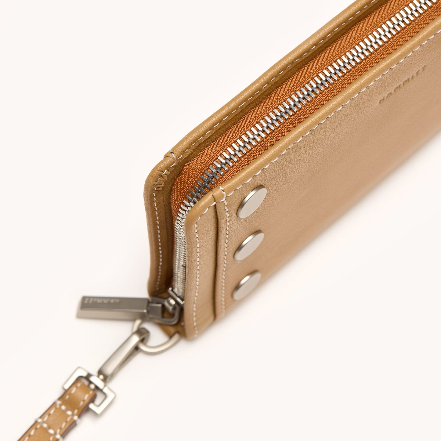 Bryant-Wallet-Oak-Edge-BS-Crossbody-View