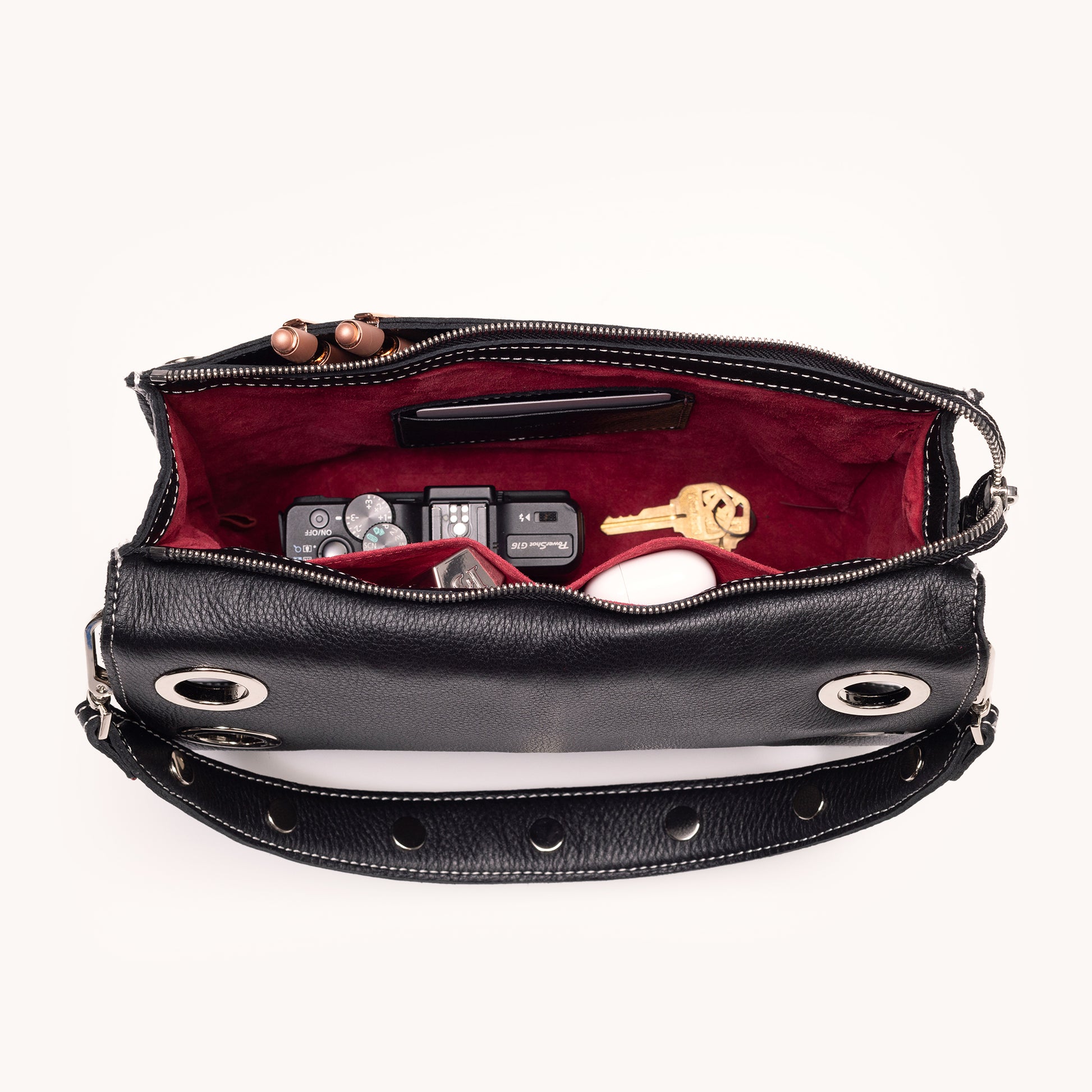 Montana-Clutch-Lrg-Tempo-Black-Inside-View