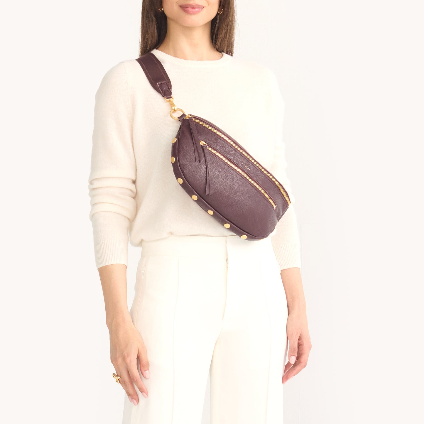 Charles-Crossbody-Lrg-Cabernet-Pebble-Model-View