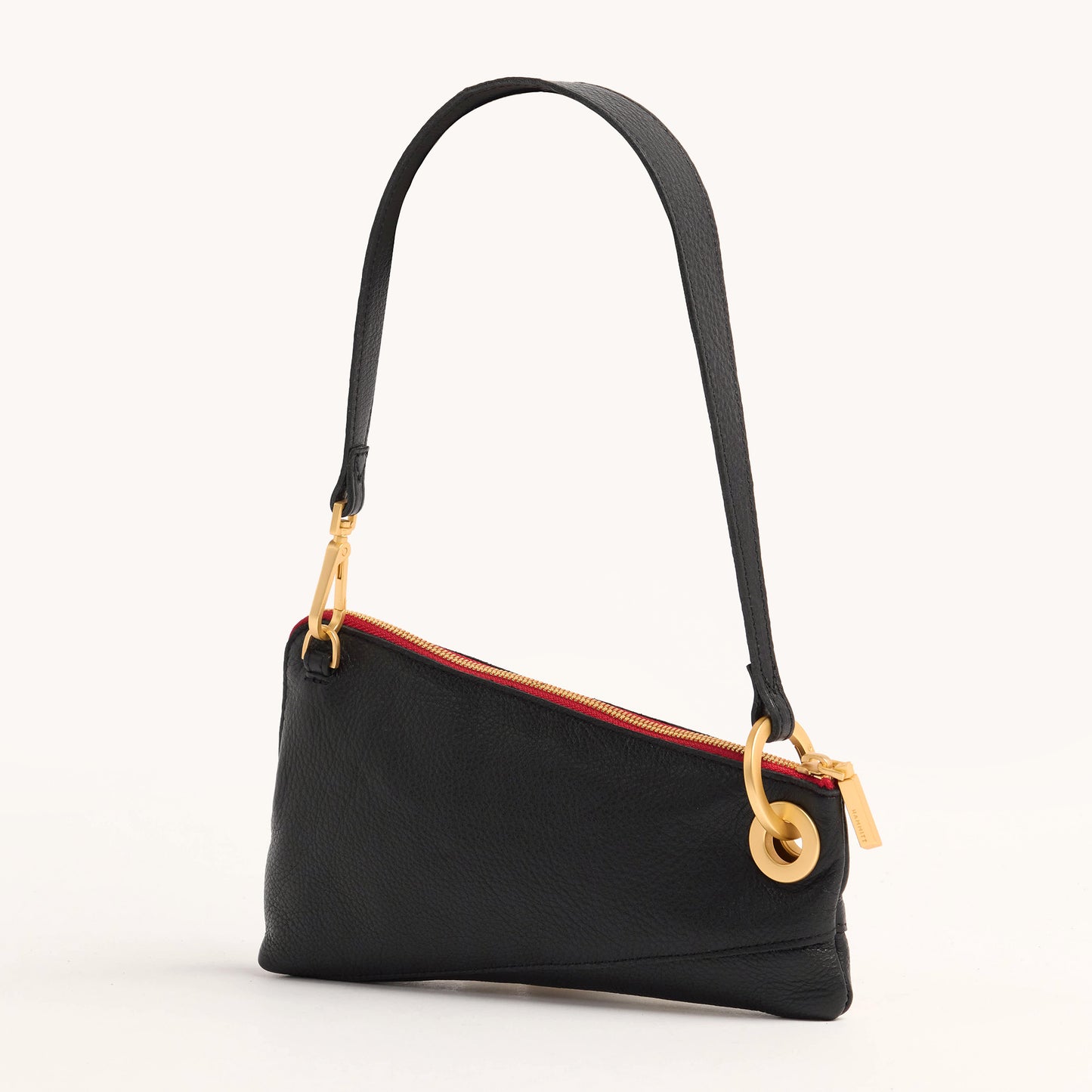 Nash-Pochette-Black-BG-Red-Zip-Detail-View