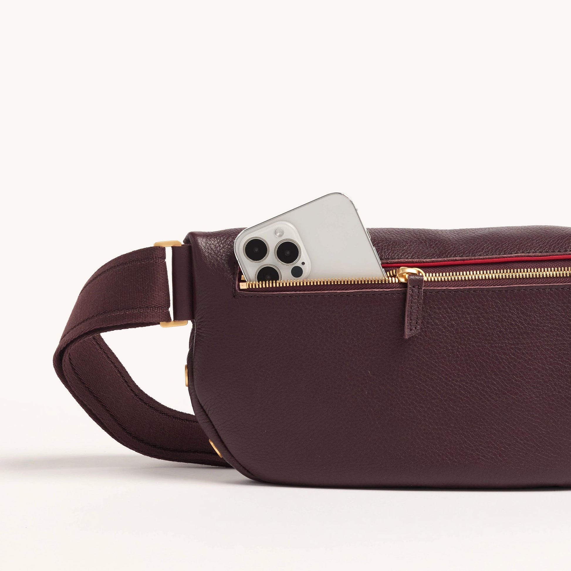 Charles-Crossbody-Lrg-Cabernet-Pebble-Front-View-Detail