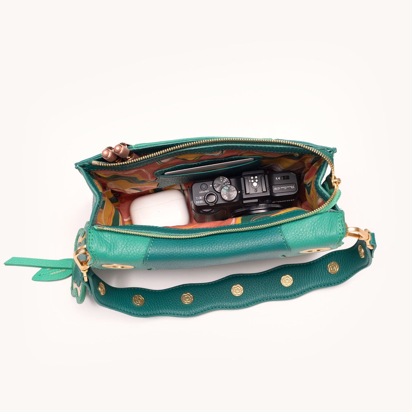 Montana-Clutch-Sml-Wavy-Dazey-Inside-View